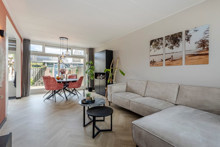 Foto 2 van Julianastraat 5