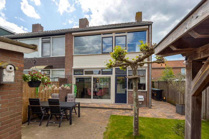 Foto 25 van Julianastraat 5