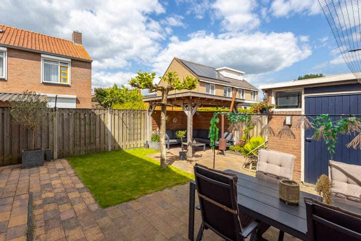 Foto 26 van Julianastraat 5