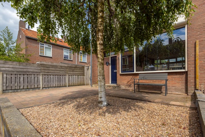 Foto 35 van Julianastraat 5