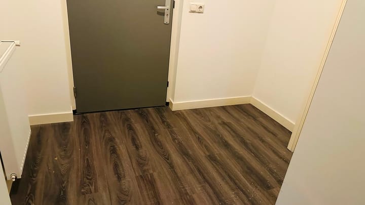 Photo 2 of Breewaterstraat 68