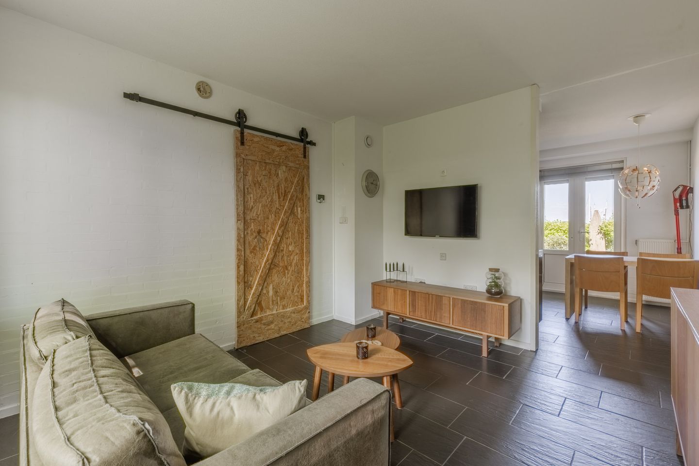 Foto 10 van Pioniersstraat 73