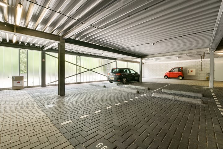 Foto 2 van Anna Blamansingel 82