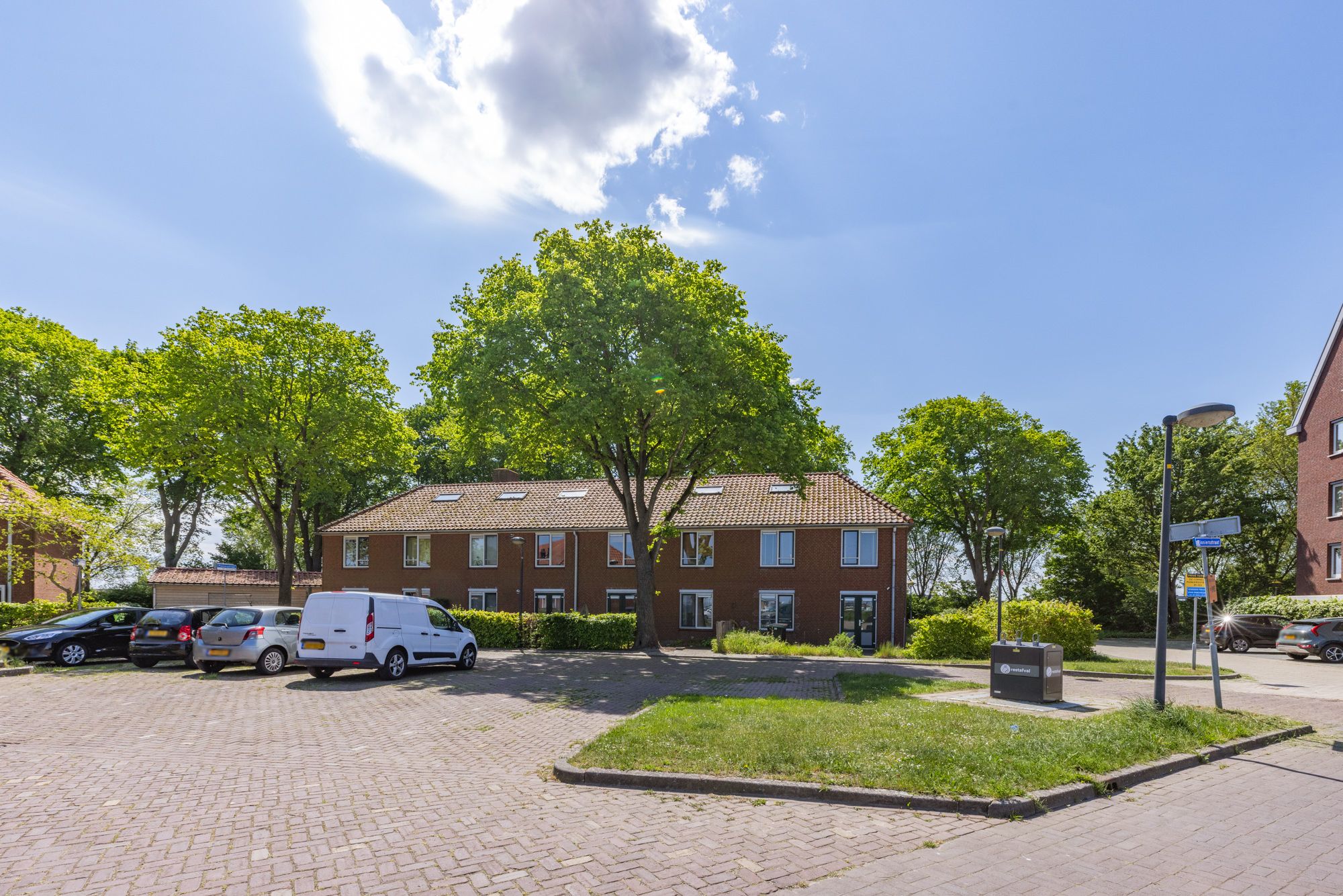 Foto 33 van Pioniersstraat 73