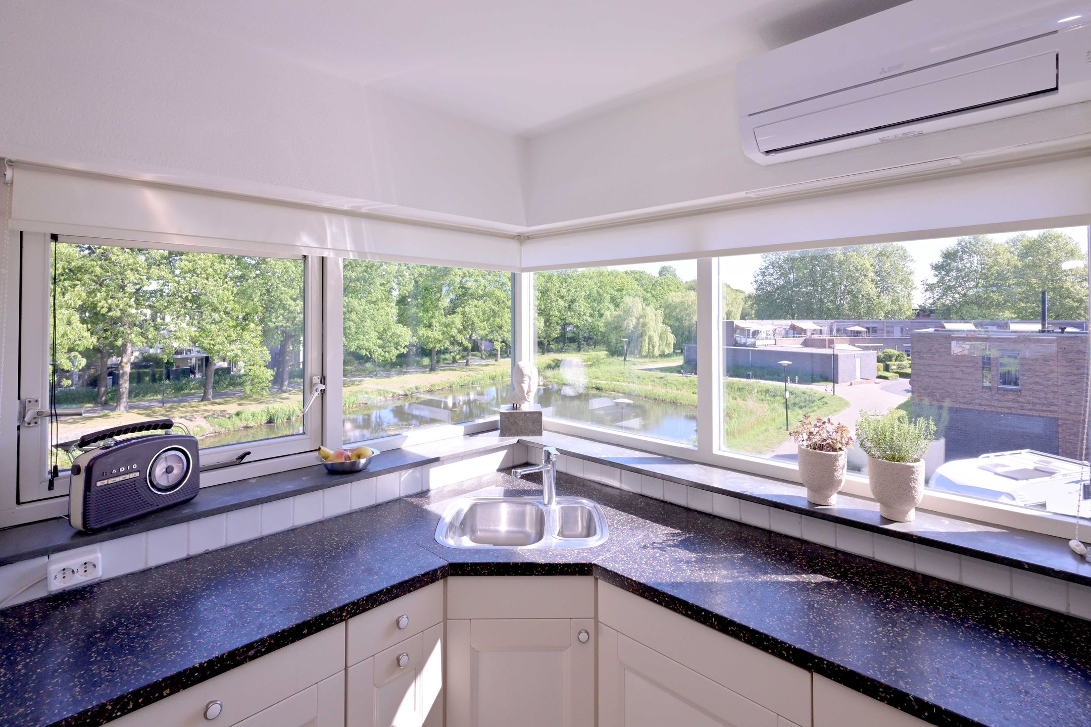 Foto 15 van Richard Holstraat 25