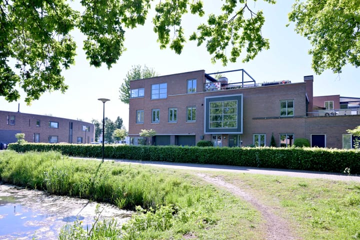 Foto 38 van Richard Holstraat 25