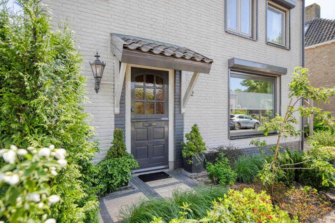 Photo 7 of Minister Verschuurstraat 12