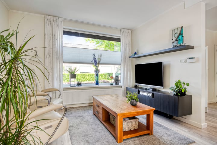 Foto 19 van Minister Verschuurstraat 12