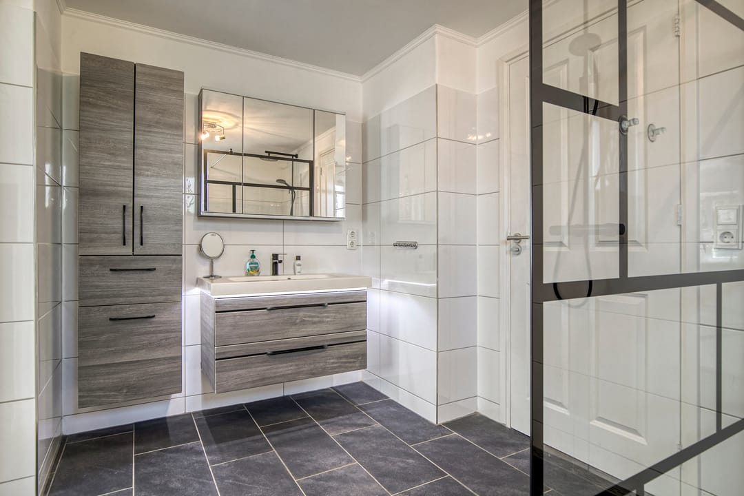 Photo 22 of Minister Verschuurstraat 12