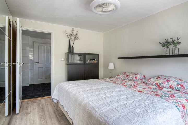 Foto 25 van Minister Verschuurstraat 12