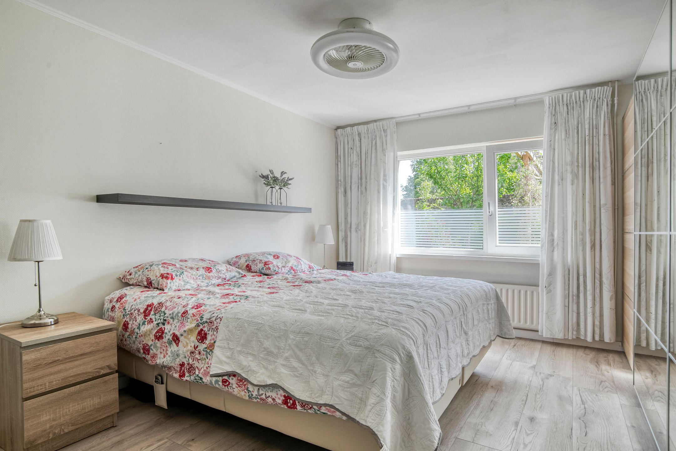 Photo 27 of Minister Verschuurstraat 12