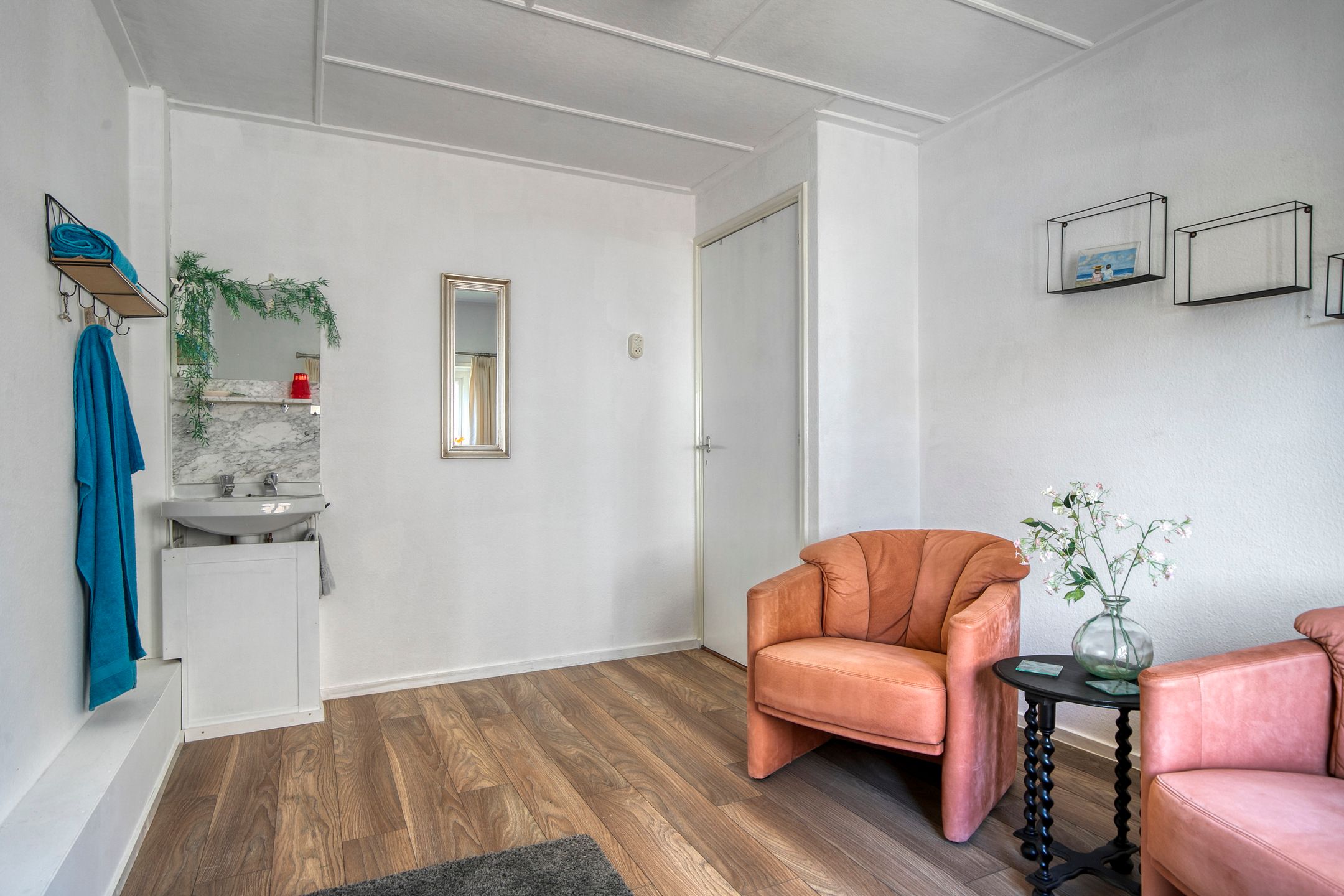 Photo 33 of Minister Verschuurstraat 12