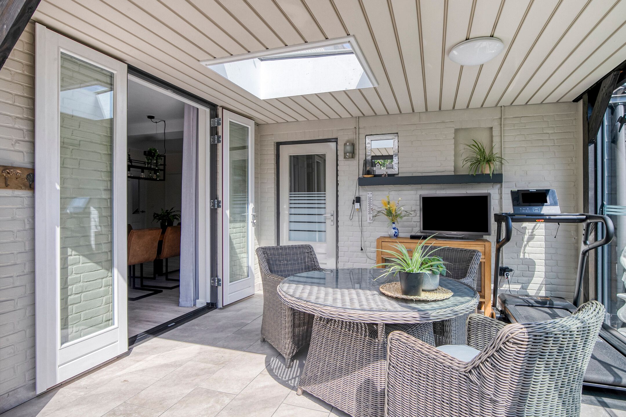 Photo 39 of Minister Verschuurstraat 12