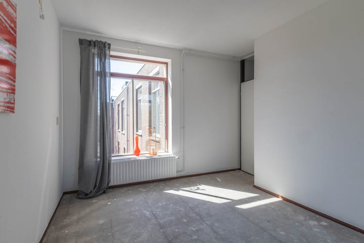 Foto 18 van Van Beuningenstraat 1-C