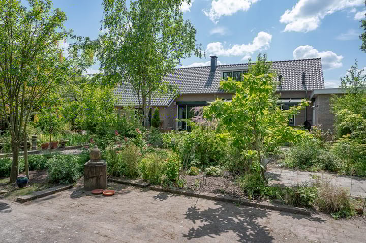 Foto 16 van Willem Alexanderlaan 55