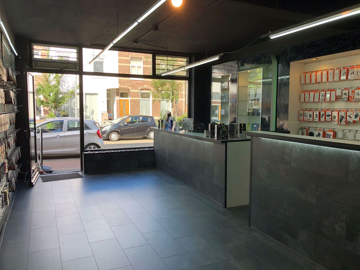 View photo 2 of Neuweg 223-A
