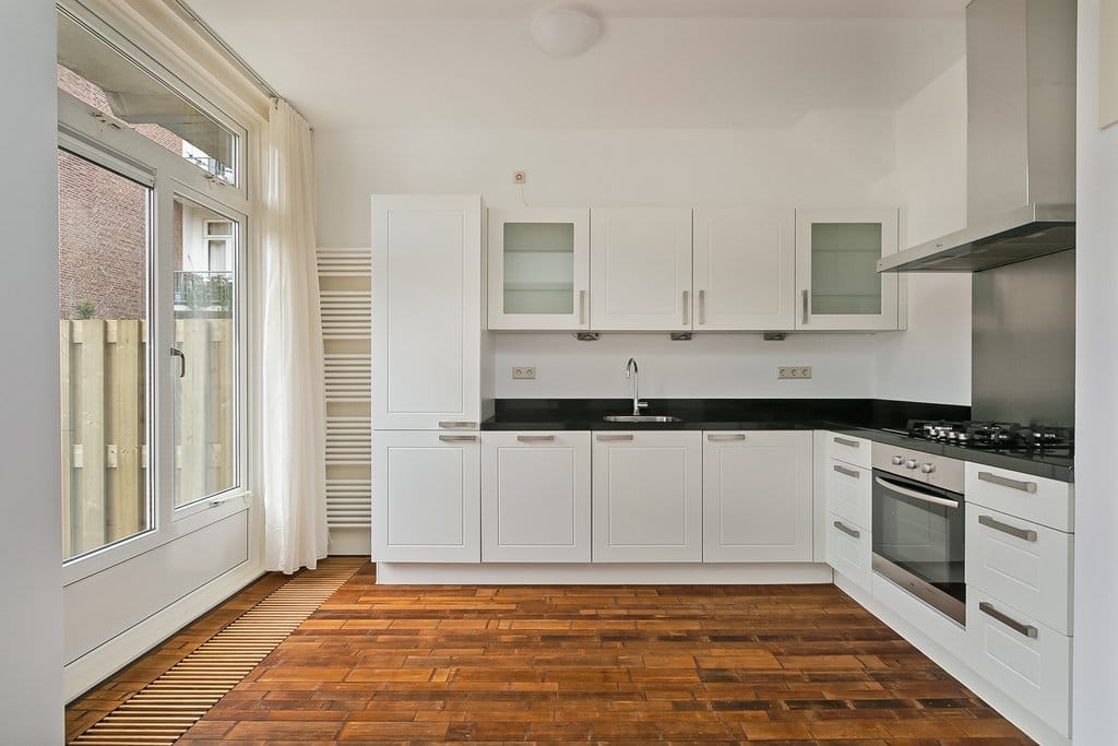 Photo 3 of Van Reesstraat 11