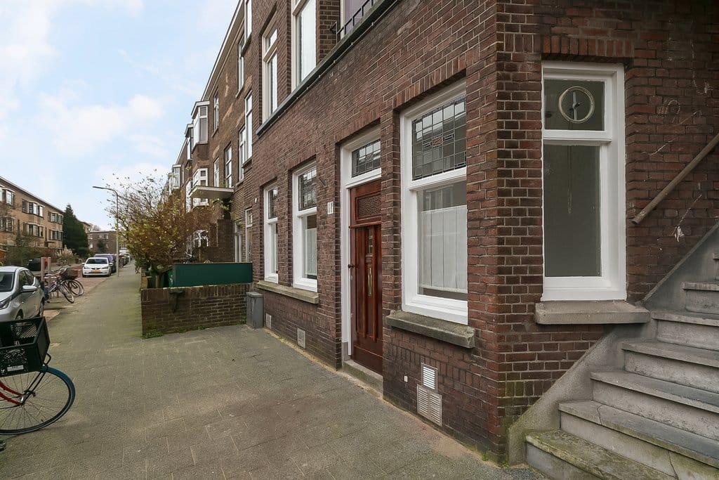 Photo 6 of Van Reesstraat 11