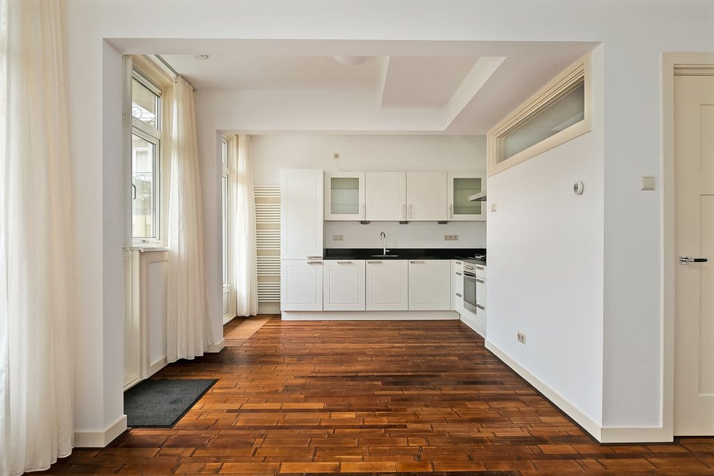 Photo 8 of Van Reesstraat 11