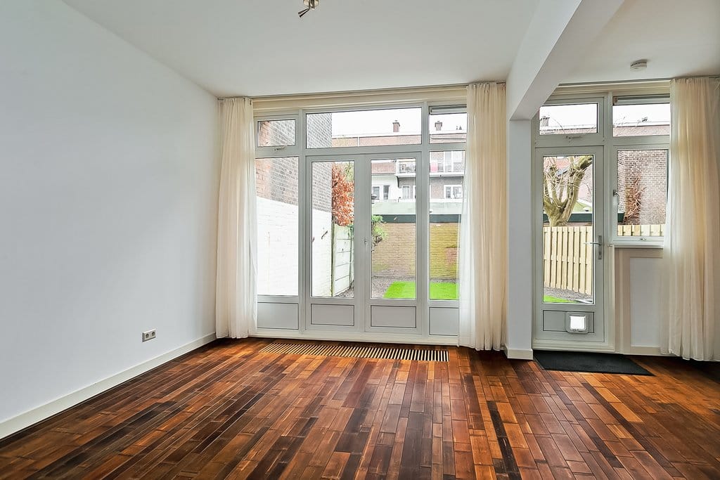 Photo 9 of Van Reesstraat 11