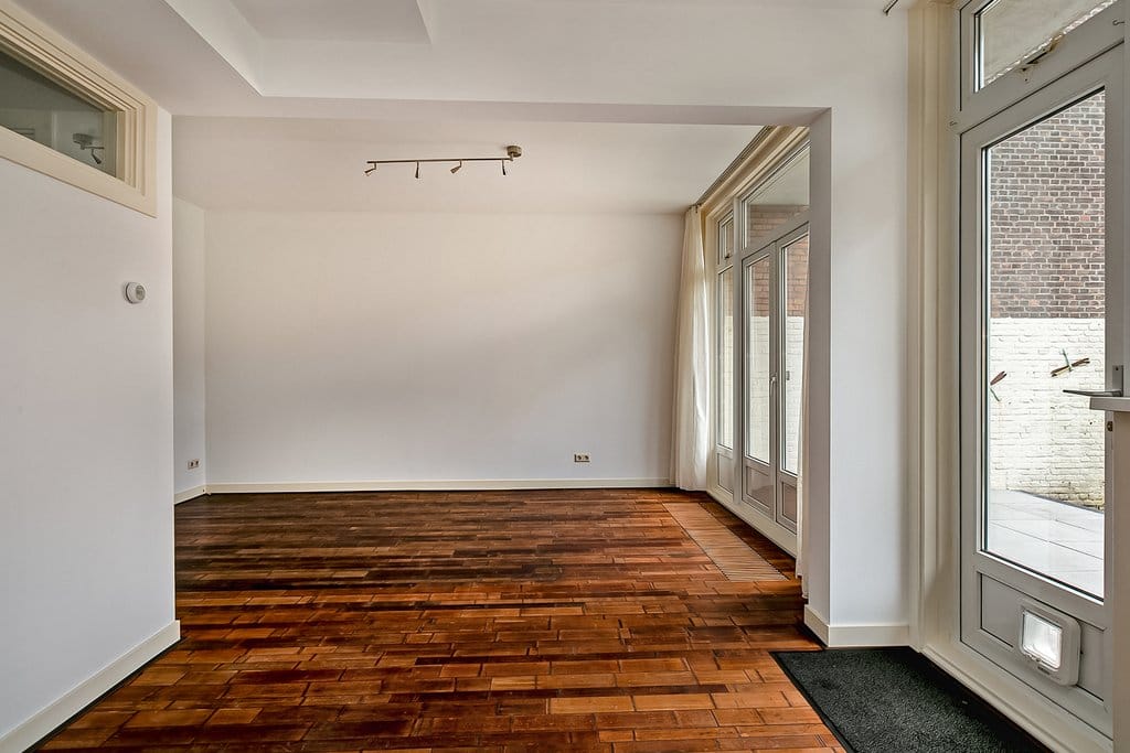 Photo 10 of Van Reesstraat 11