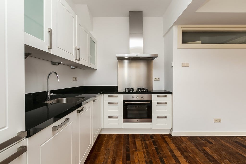 Photo 11 of Van Reesstraat 11