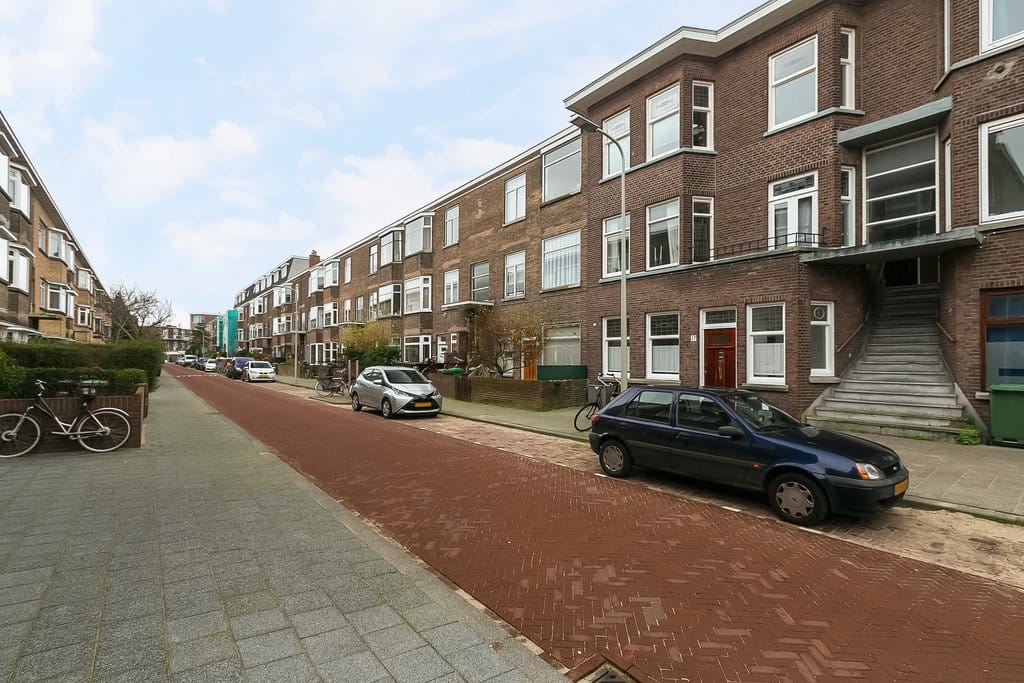 Photo 19 of Van Reesstraat 11