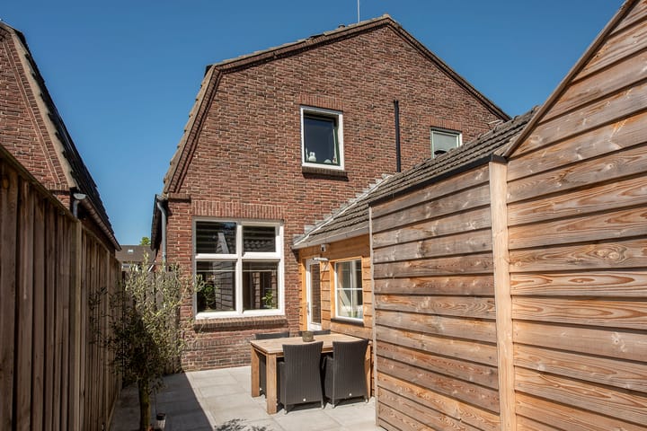 Foto 4 van Spuitstraat 12