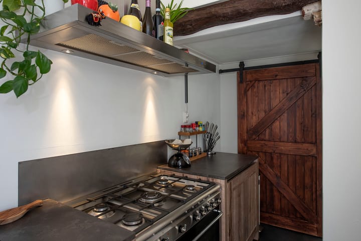 Foto 6 van Spuitstraat 12