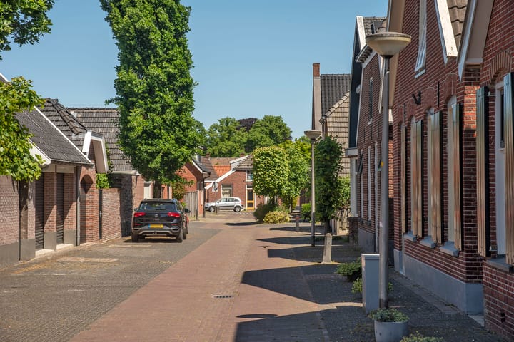 Foto 28 van Spuitstraat 12