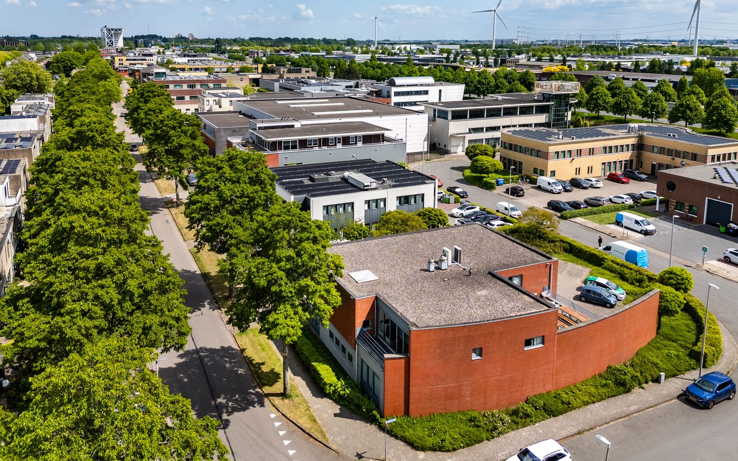 View photo 3 of Blauw-roodlaan 286