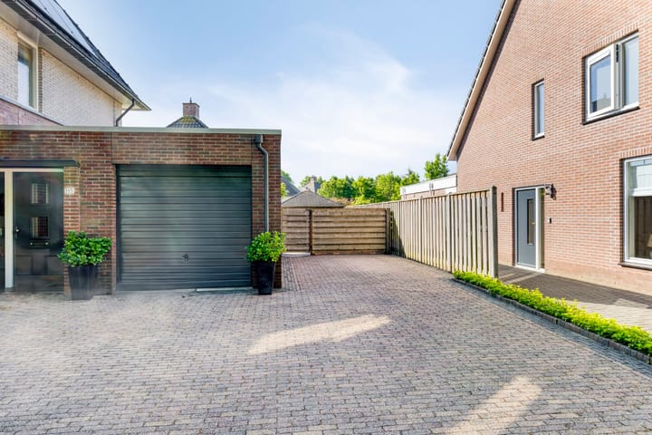 Foto 7 van Burgemeester van Engelenweg 115