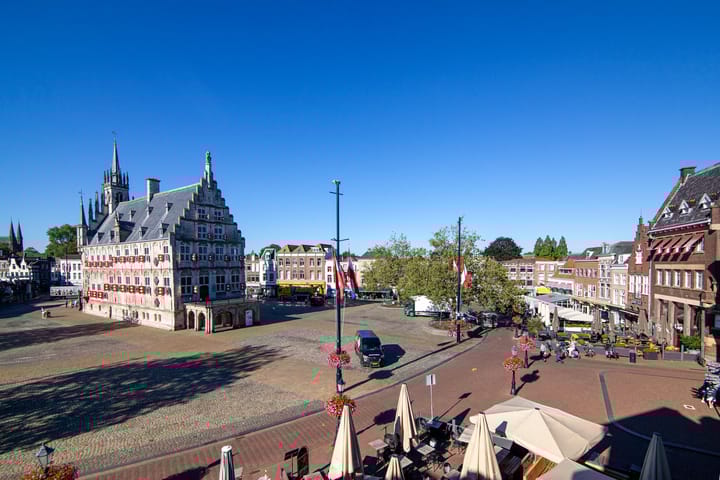 Foto 35 van Zeugstraat 13-A