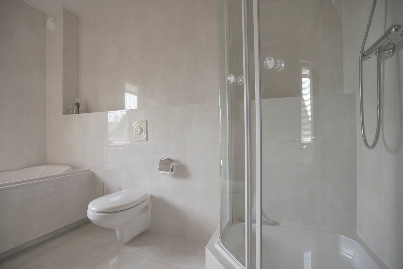 Foto 33 van Burgemeester van Engelenweg 115