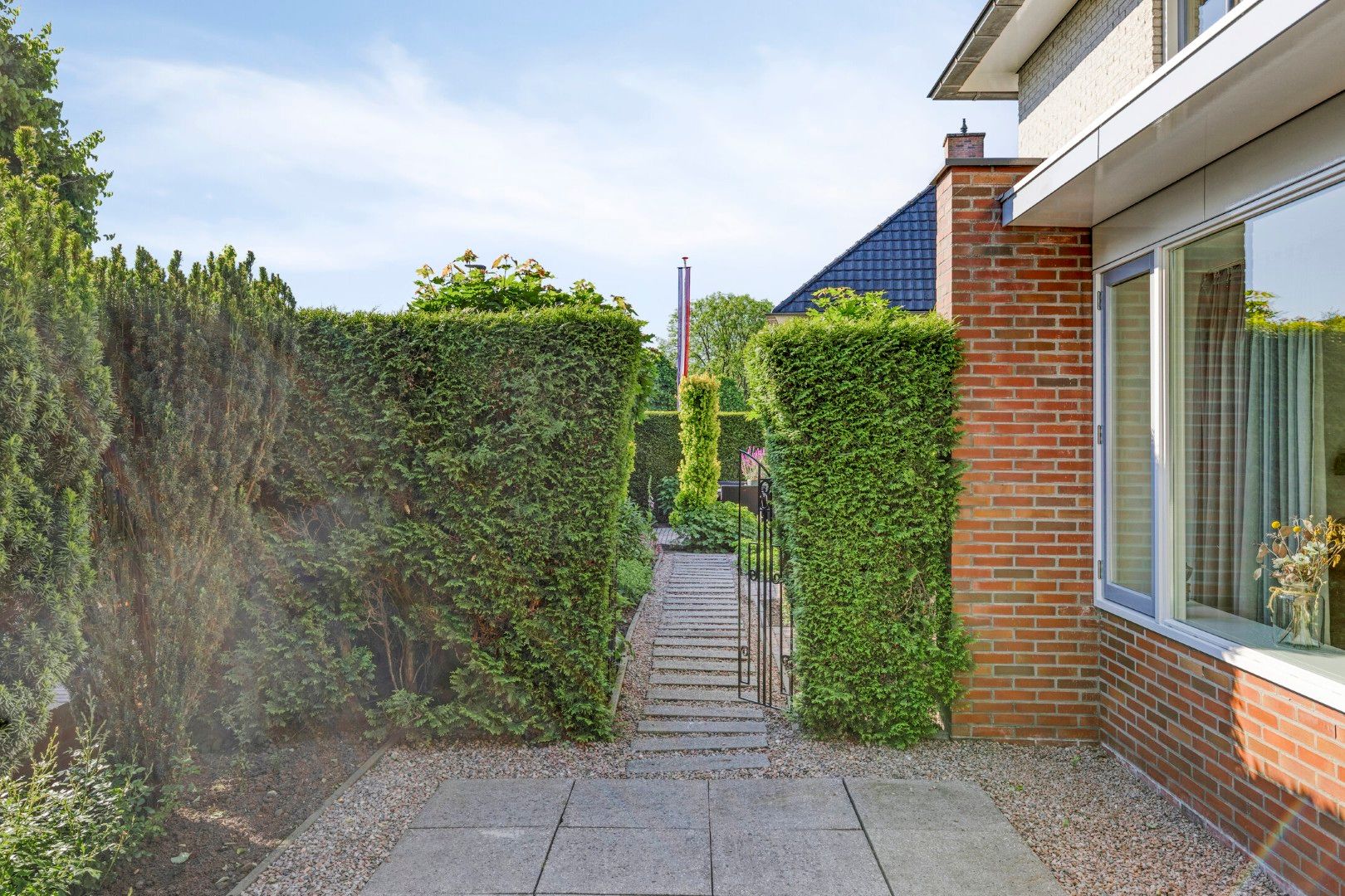 Foto 51 van Burgemeester van Engelenweg 115