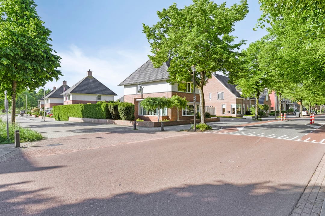 Foto 53 van Burgemeester van Engelenweg 115