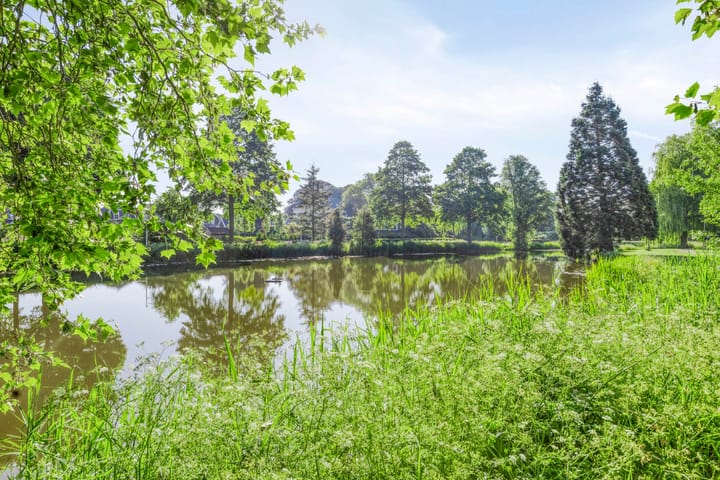 Foto 56 van Burgemeester van Engelenweg 115