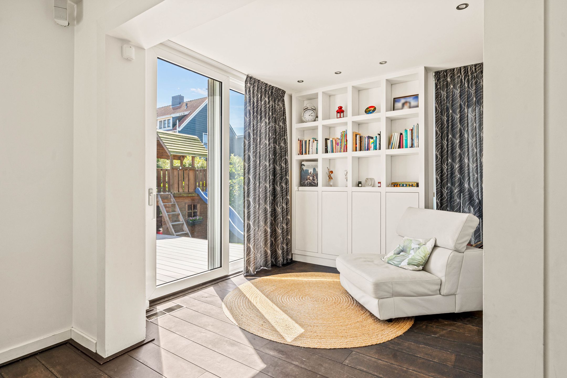 Foto 15 van van Beekstraat 124-A