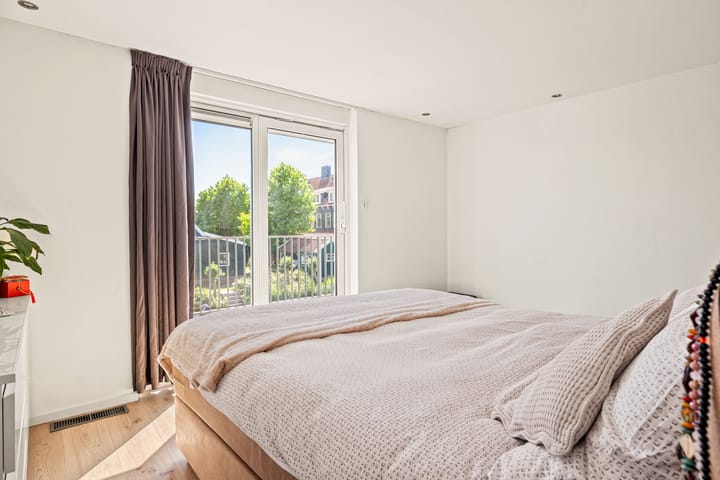 Foto 25 van van Beekstraat 124-A