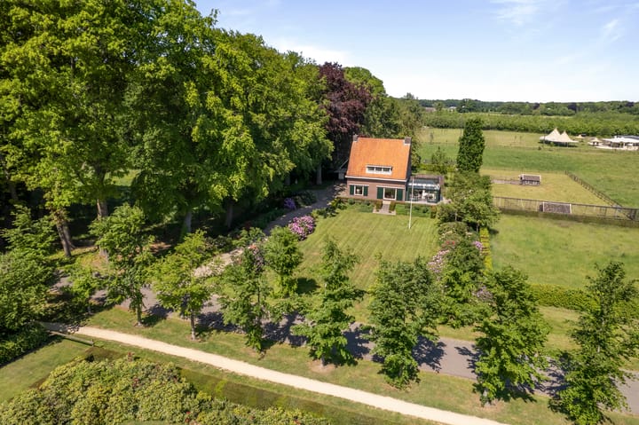 Photo 49 of Bussloselaan 9