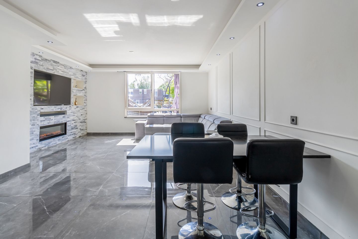 Photo 1 of Kopspoor 85