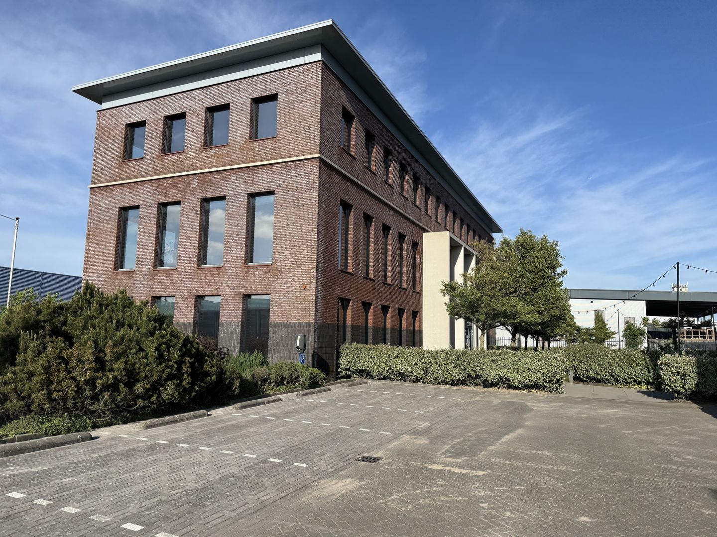 View photo 2 of Toermalijnstraat 8