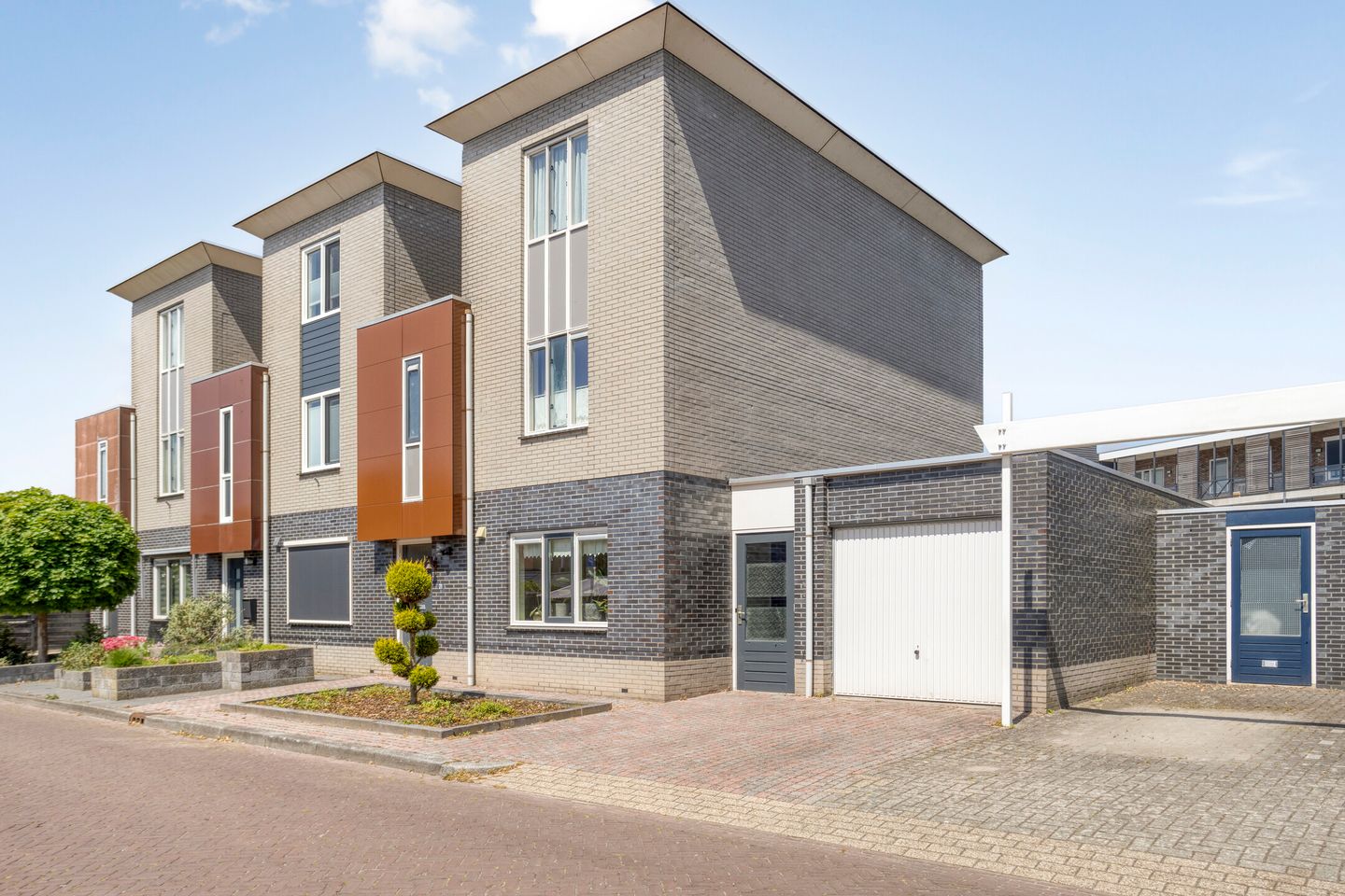 Foto 1 van Meester Jan van Doesburgstraat 21