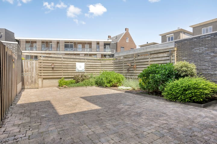 Foto 18 van Meester Jan van Doesburgstraat 21