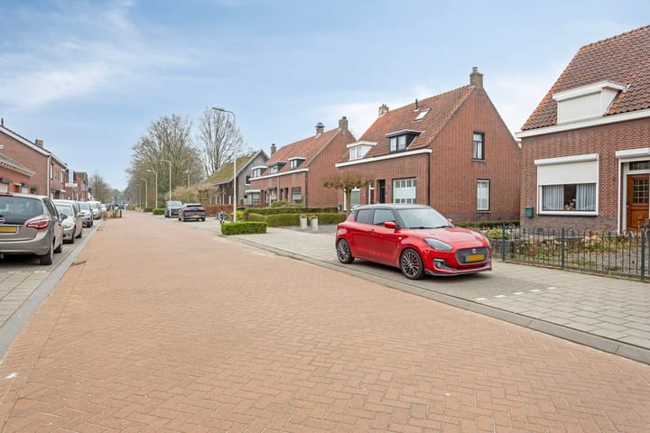 Foto 2 van Zundertseweg 6