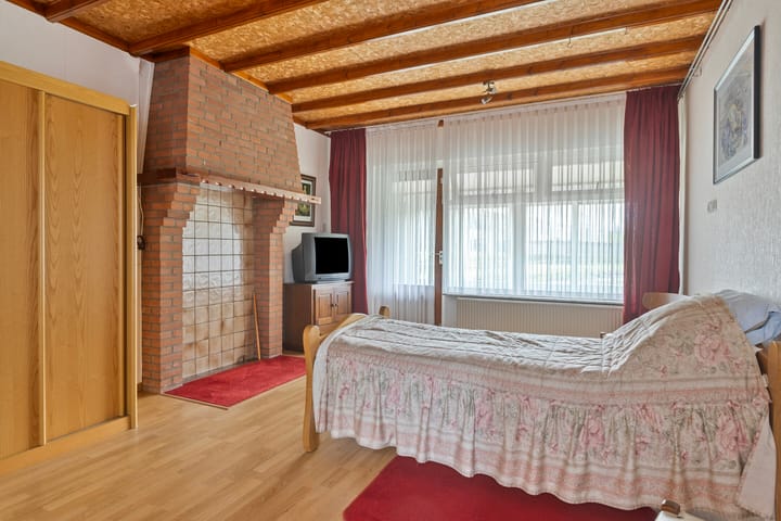 Foto 22 van Zundertseweg 6