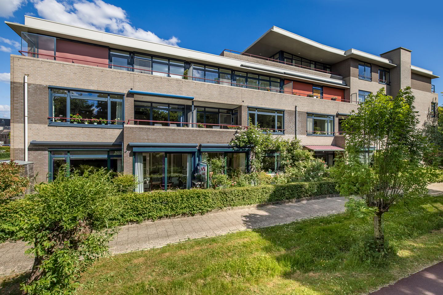 Foto 1 van Dijkhoeve 5-06