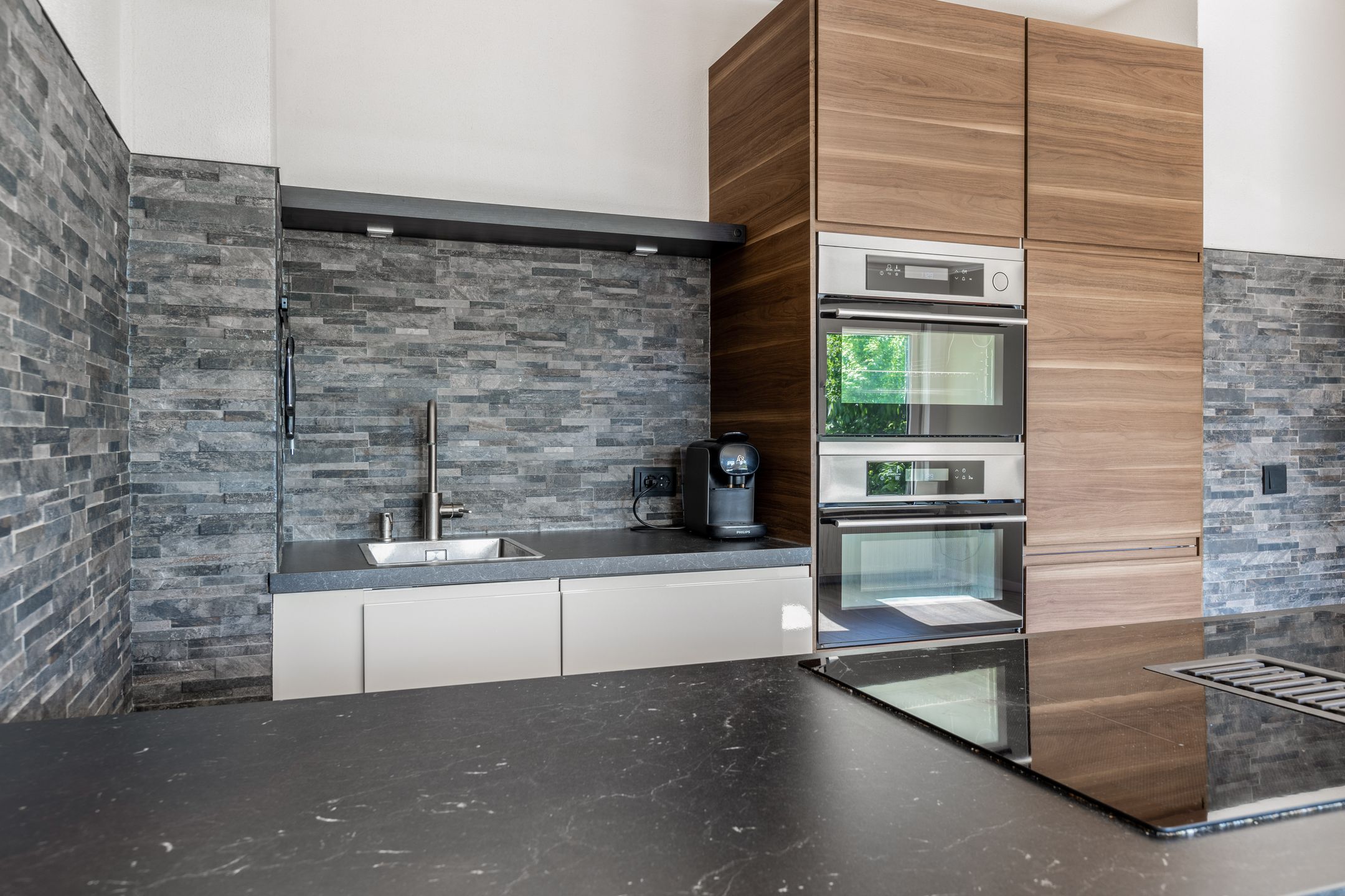 Photo 9 of Breestraat 94-D