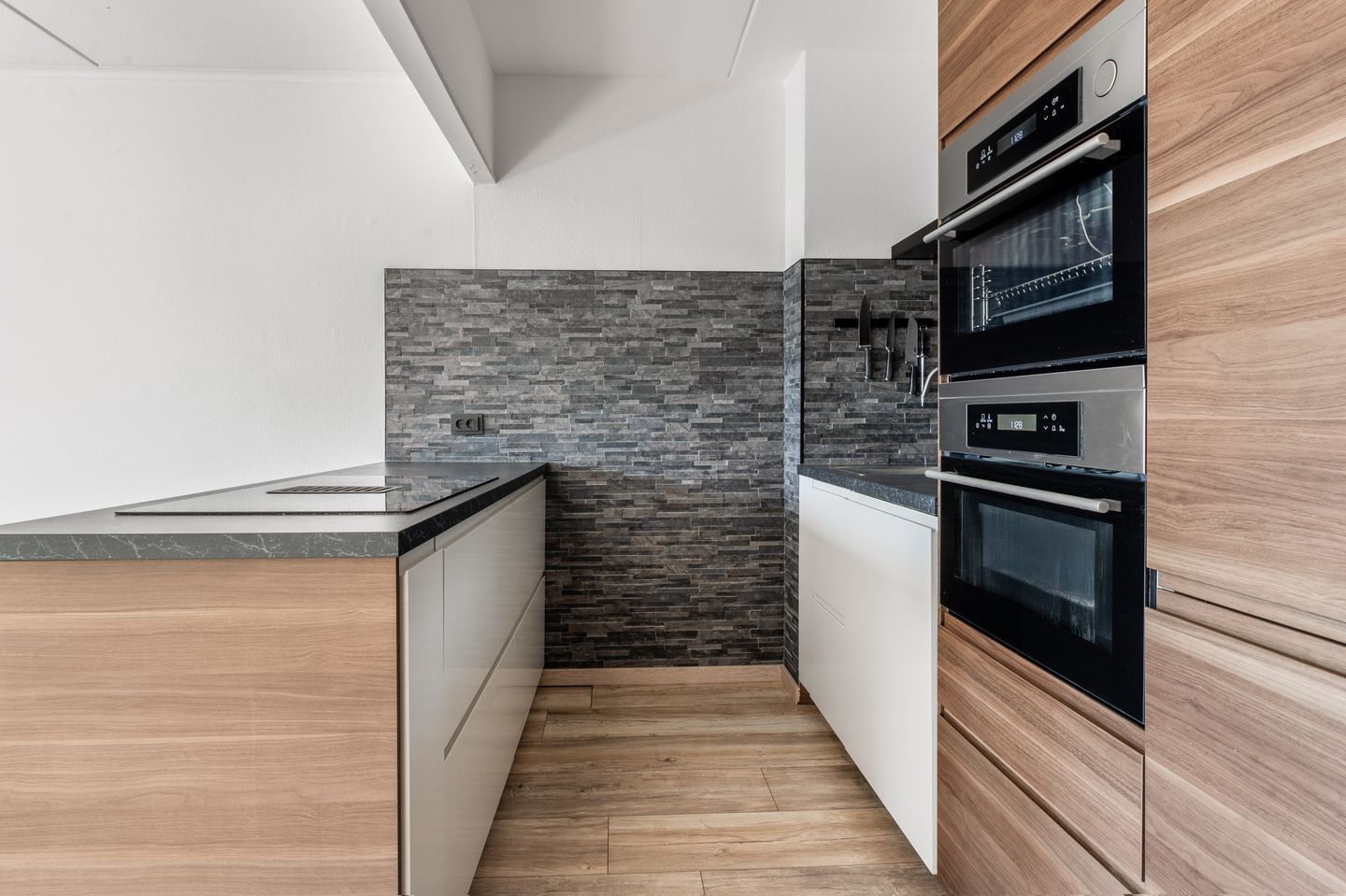 Photo 10 of Breestraat 94-D