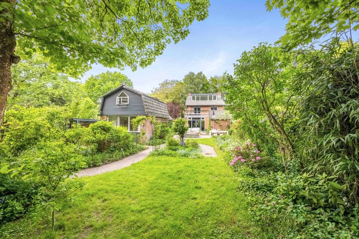 Photo 1 of Diederichslaan 2-B